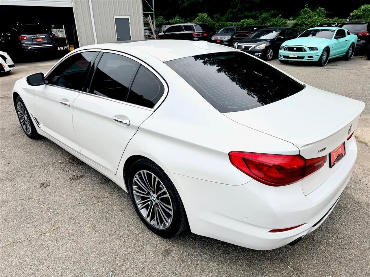 BMW 5-Series 530i xDrive 2018