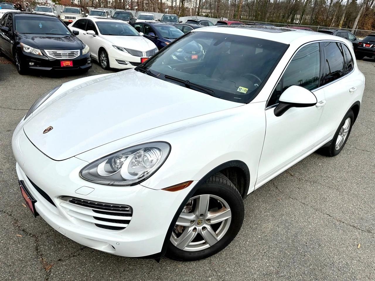 Porsche Cayenne Base 2014