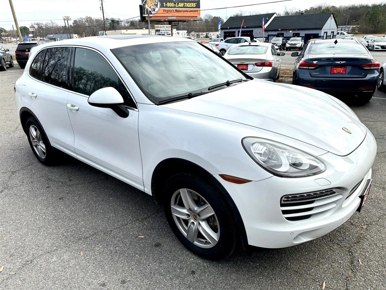 Porsche Cayenne Base 2014
