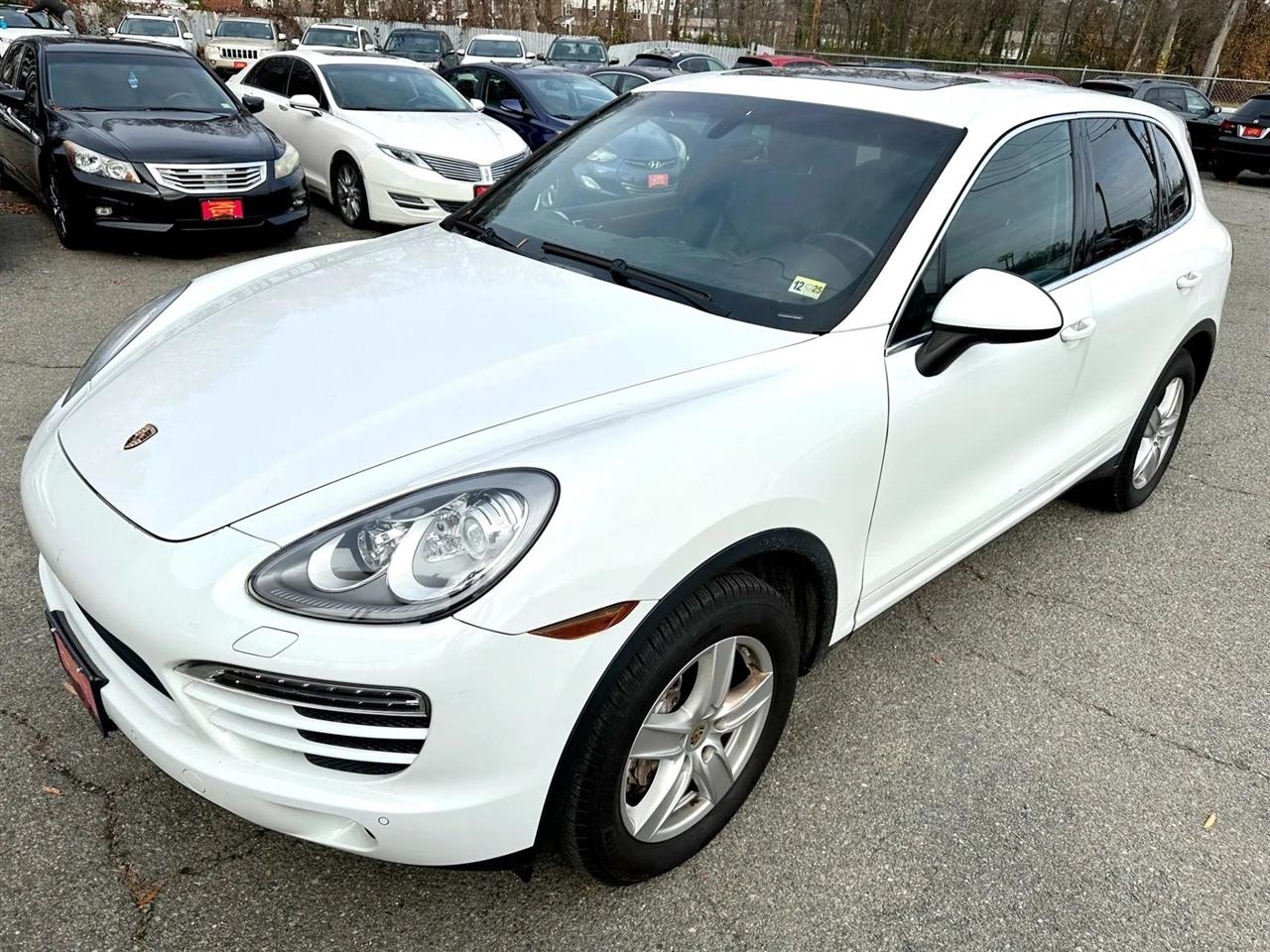 Porsche Cayenne Base 2014