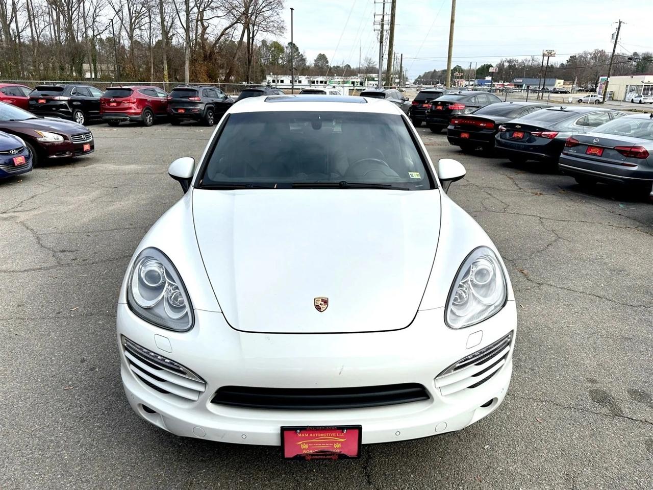 Porsche Cayenne Base 2014