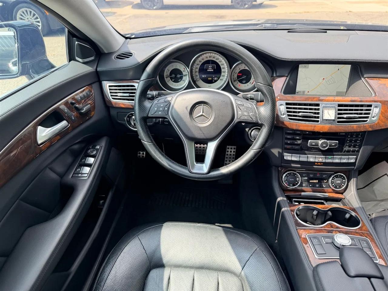 Mercedes-Benz CLS-Class CLS550 4MATIC 2014