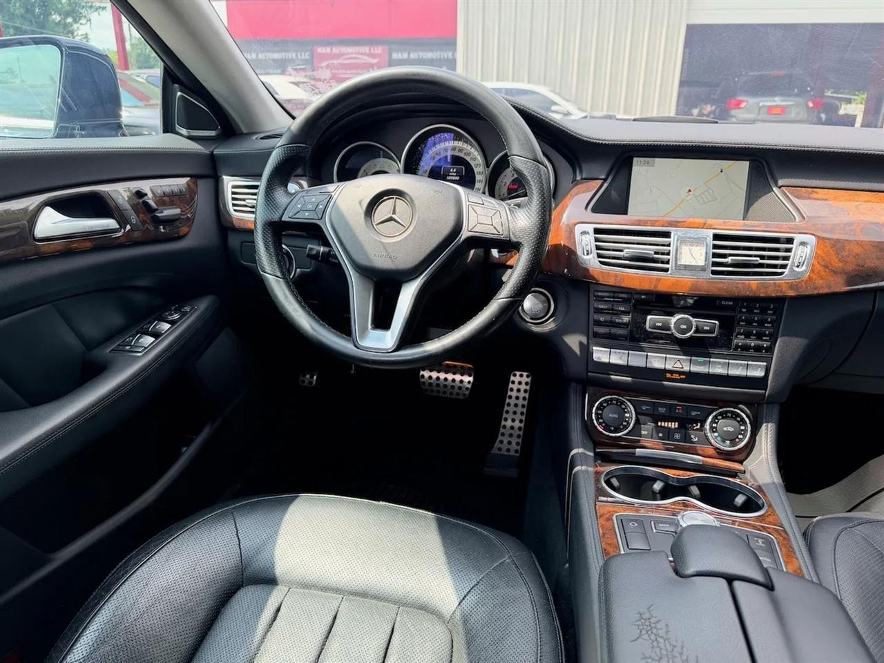 Mercedes-Benz CLS-Class CLS550 4MATIC 2014