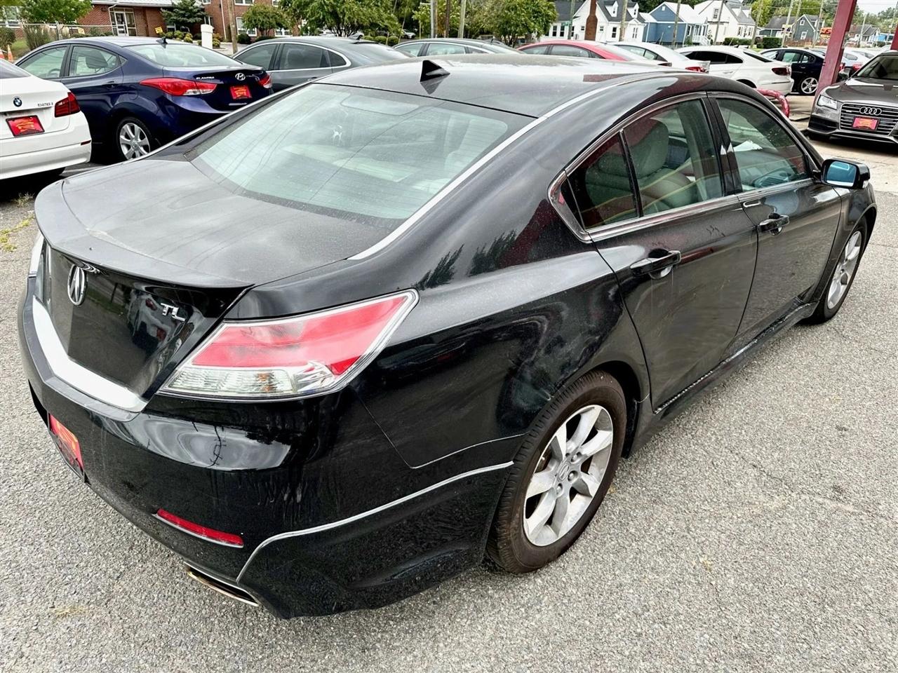 Acura TL 6-Speed AT with Tech Package and 18-In. WP 2012