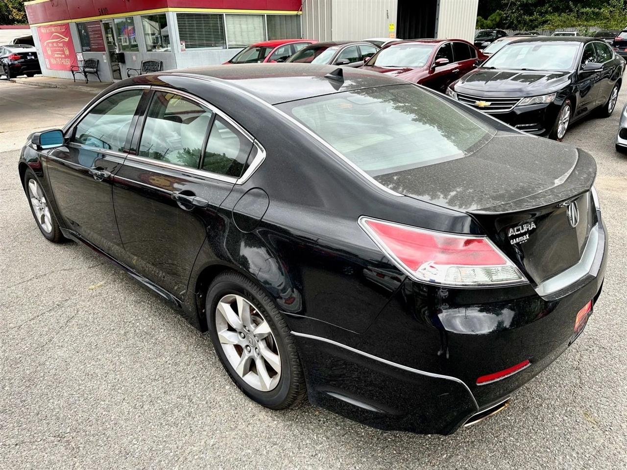 Acura TL 6-Speed AT with Tech Package and 18-In. WP 2012