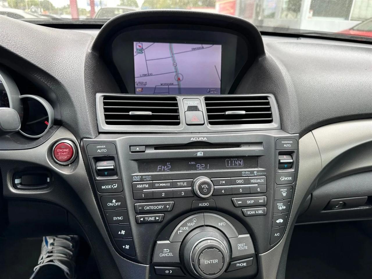 Acura TL 6-Speed AT with Tech Package and 18-In. WP 2012