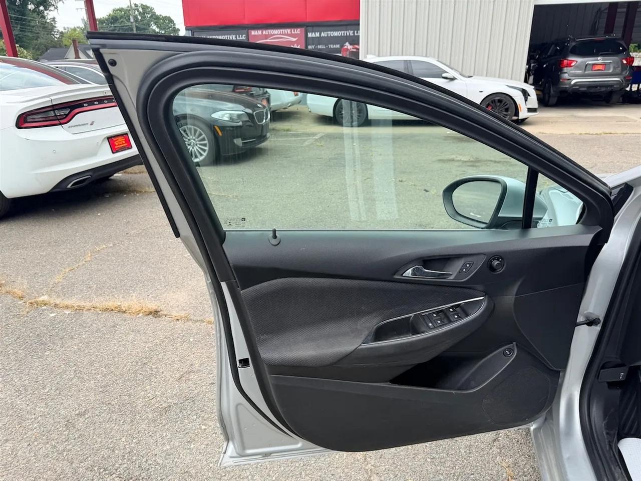 Chevrolet Cruze LT Auto 2018