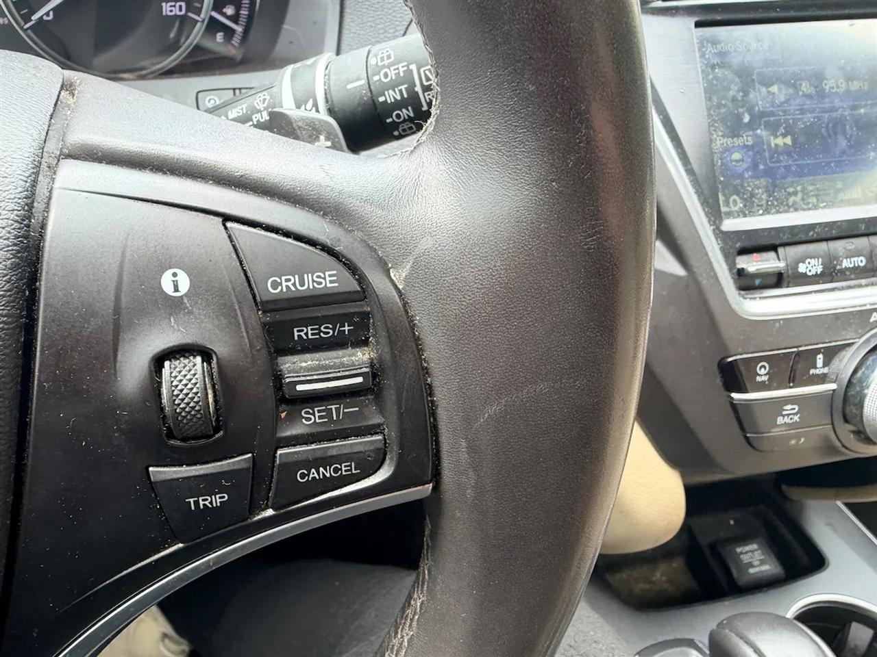 Acura MDX 6-Spd AT w/Tech Package 2014