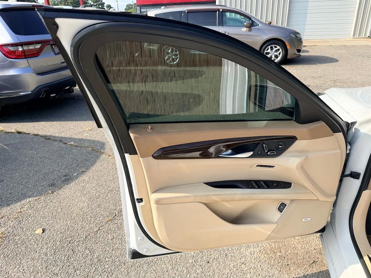 Cadillac CT6 3.0L Platinum Twin Turbo AWD 2016