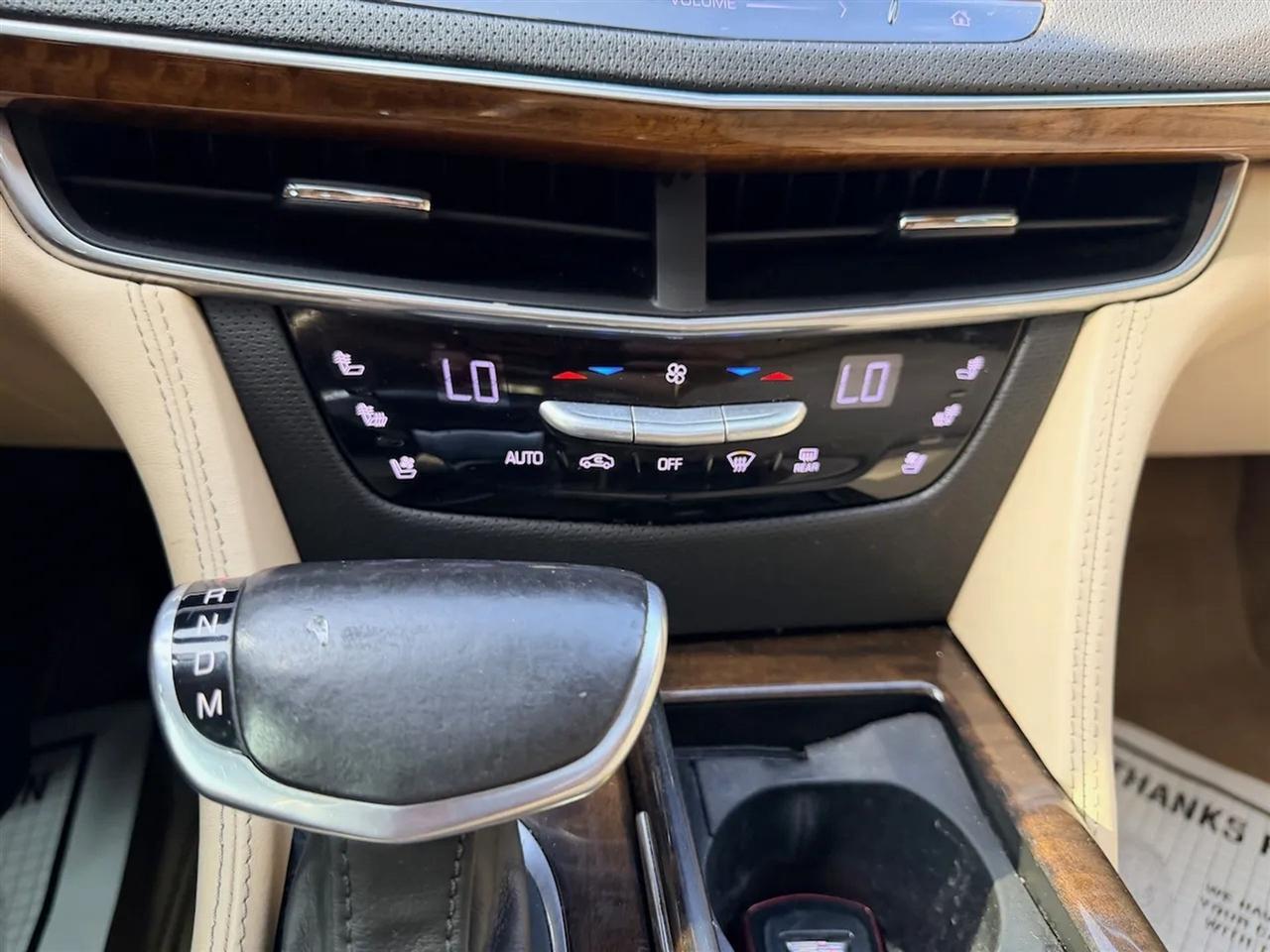 Cadillac CT6 3.0L Platinum Twin Turbo AWD 2016