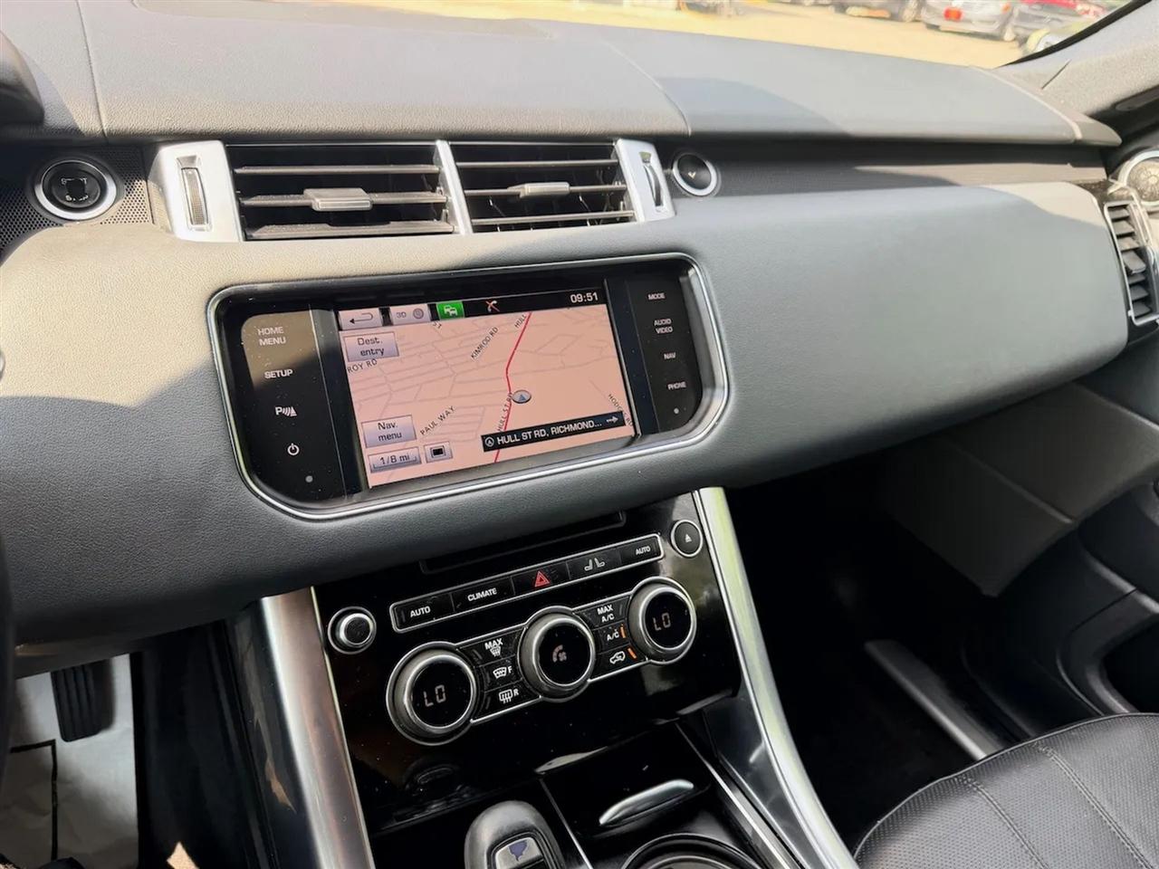 Land Rover Range Rover Sport 3.0L V6 Supercharged SE 2014