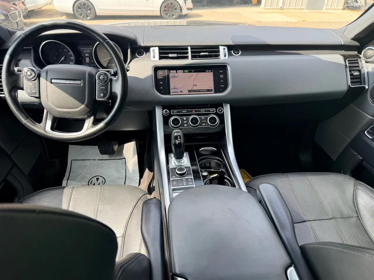 Land Rover Range Rover Sport 3.0L V6 Supercharged SE 2014