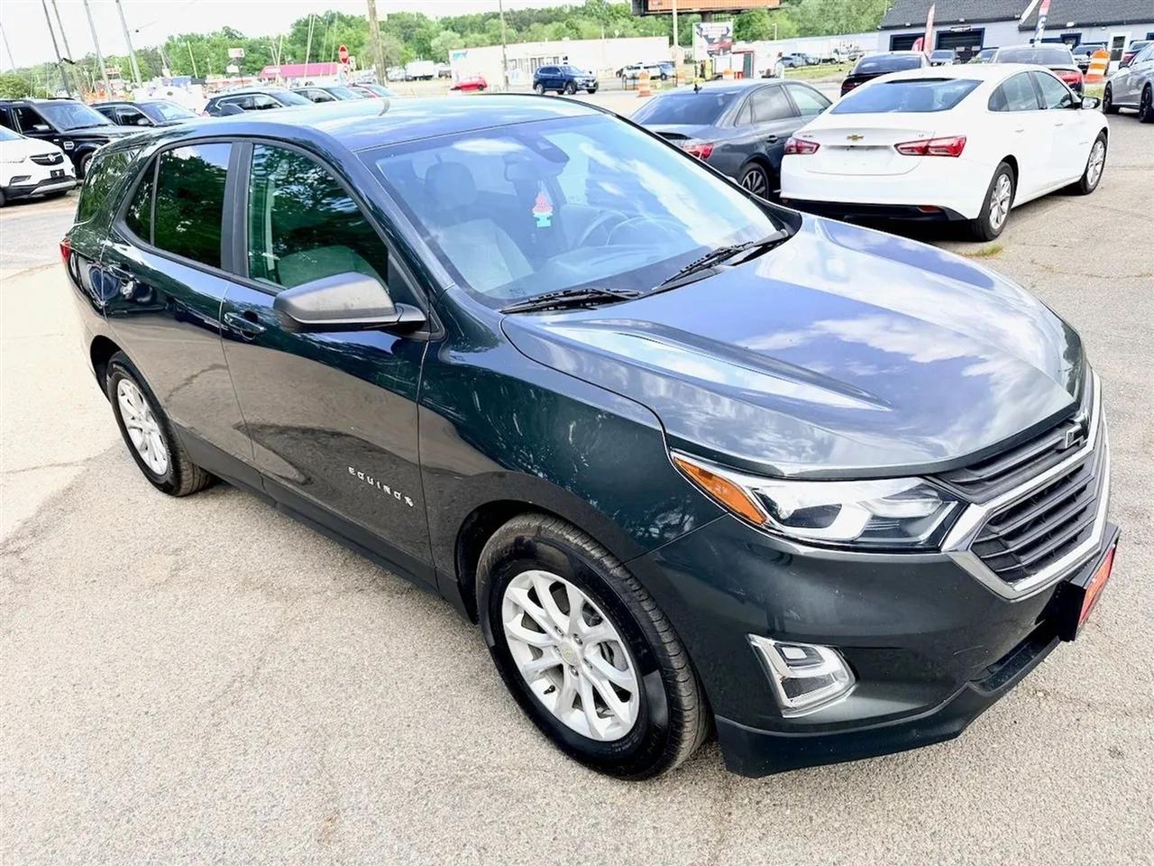 Chevrolet Equinox LS 2WD 2020
