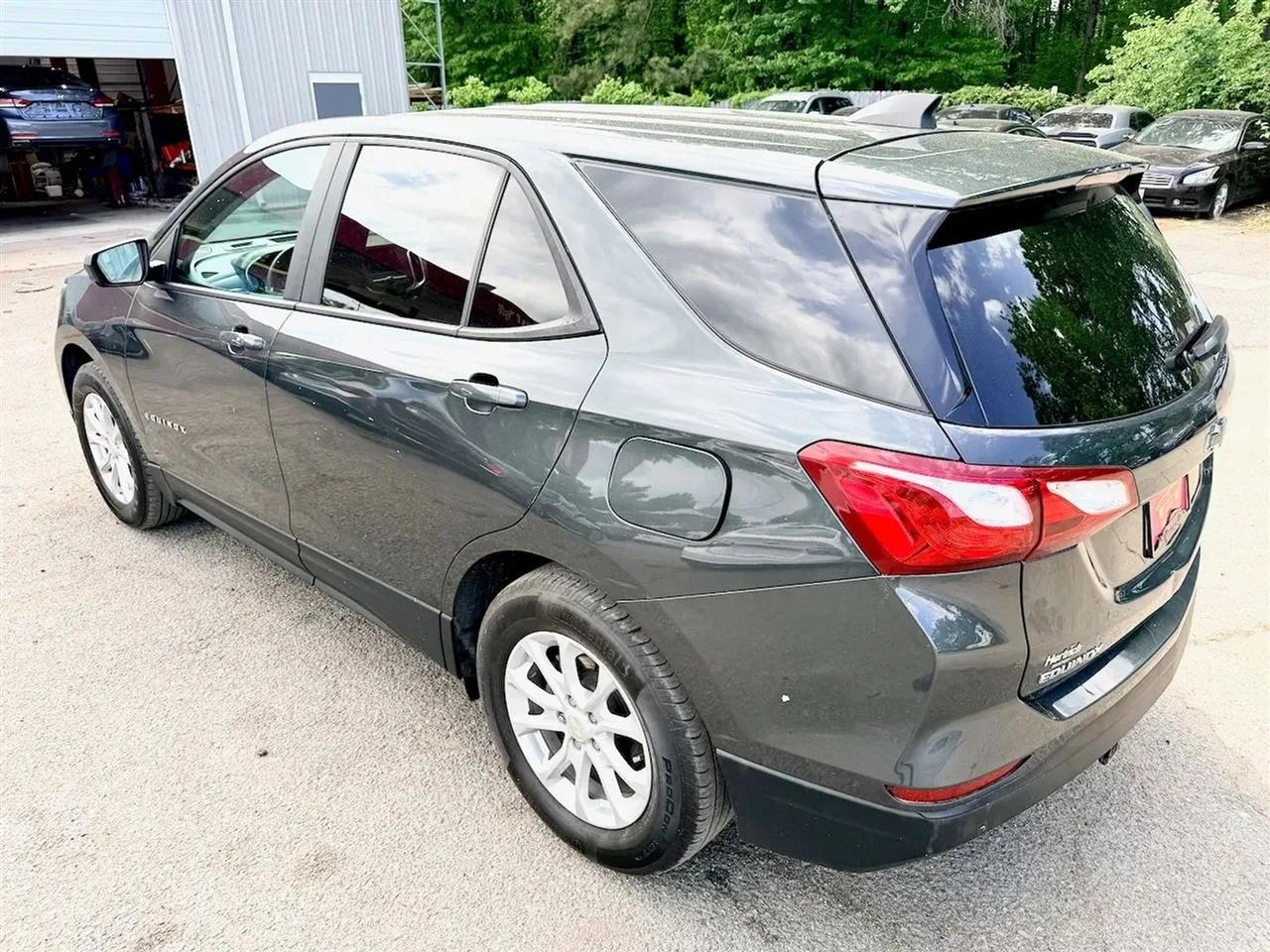 Chevrolet Equinox LS 2WD 2020