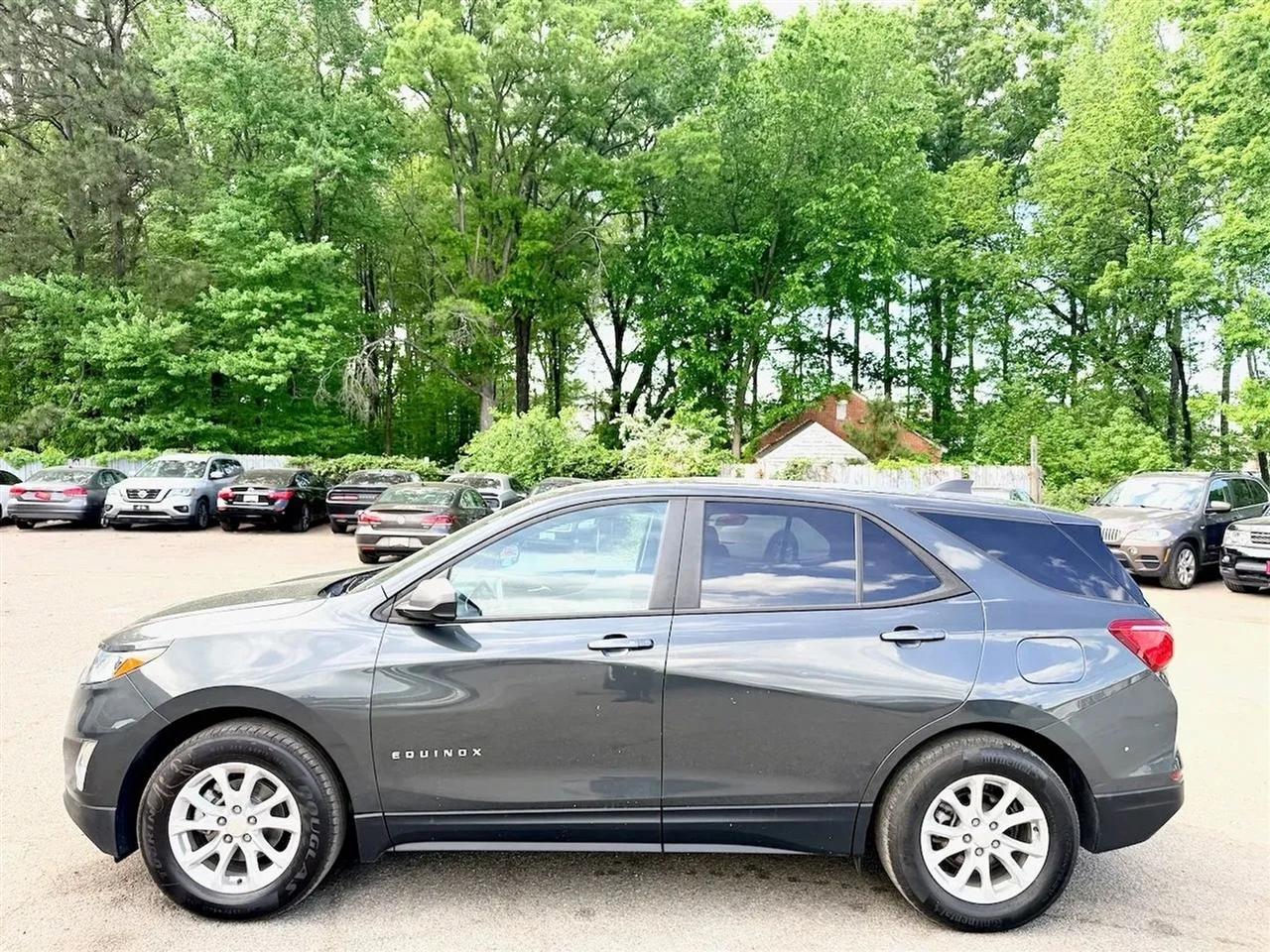 Chevrolet Equinox LS 2WD 2020