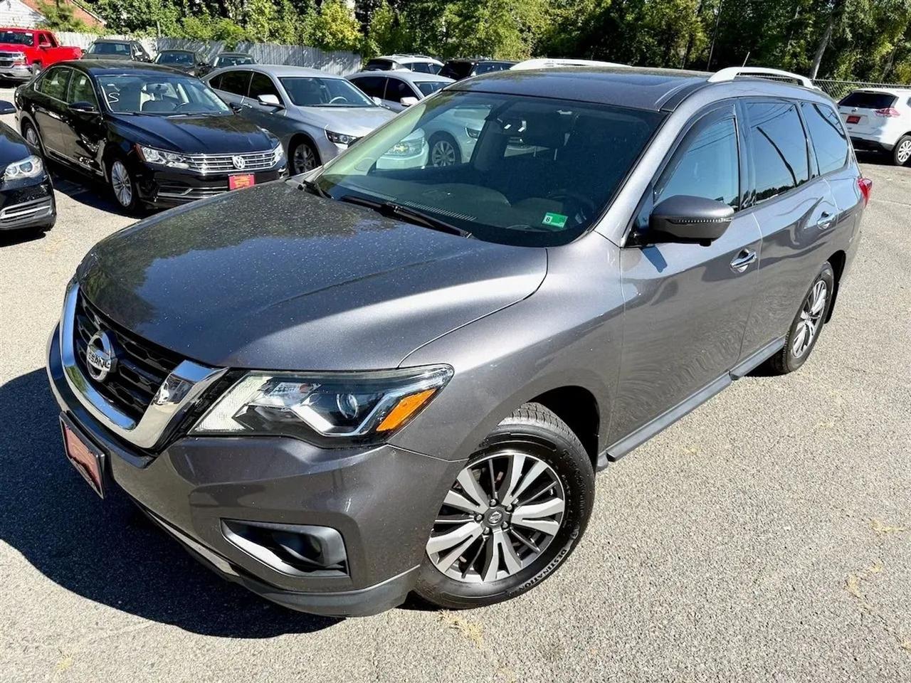 Nissan Pathfinder SL 4WD 2017