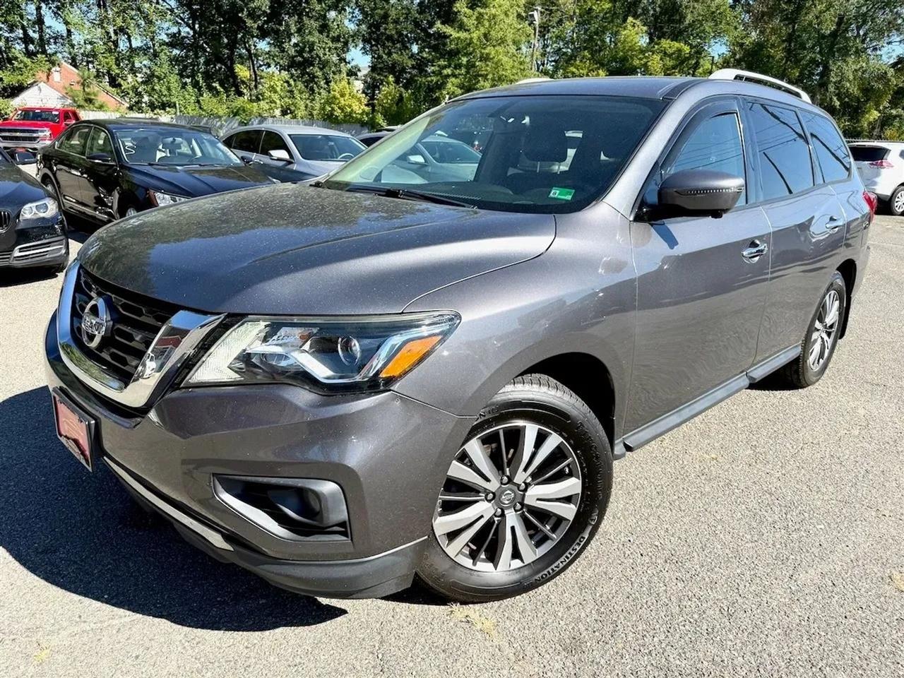 Nissan Pathfinder SL 4WD 2017