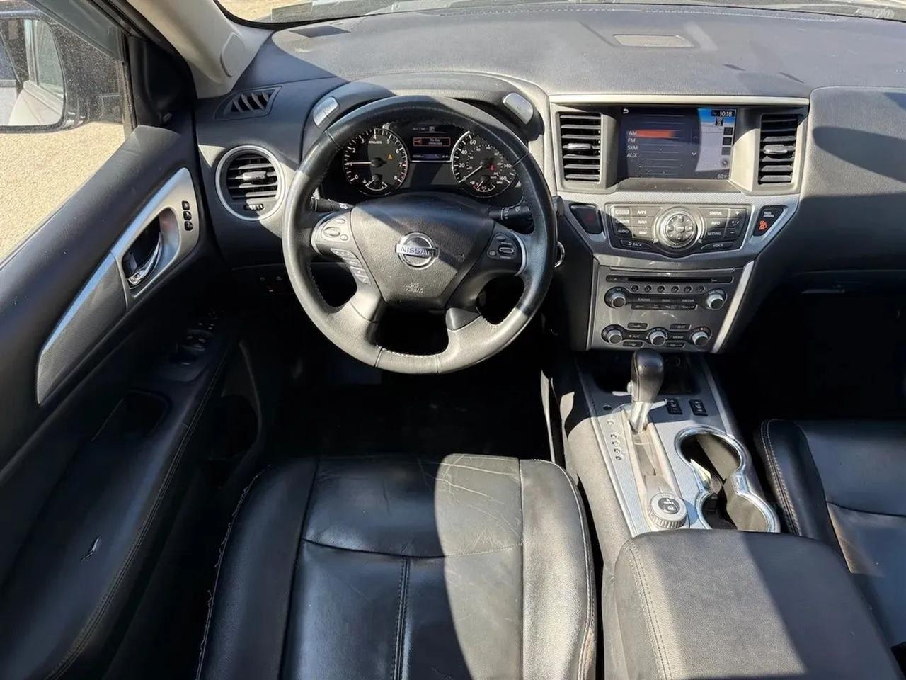 Nissan Pathfinder SL 4WD 2017