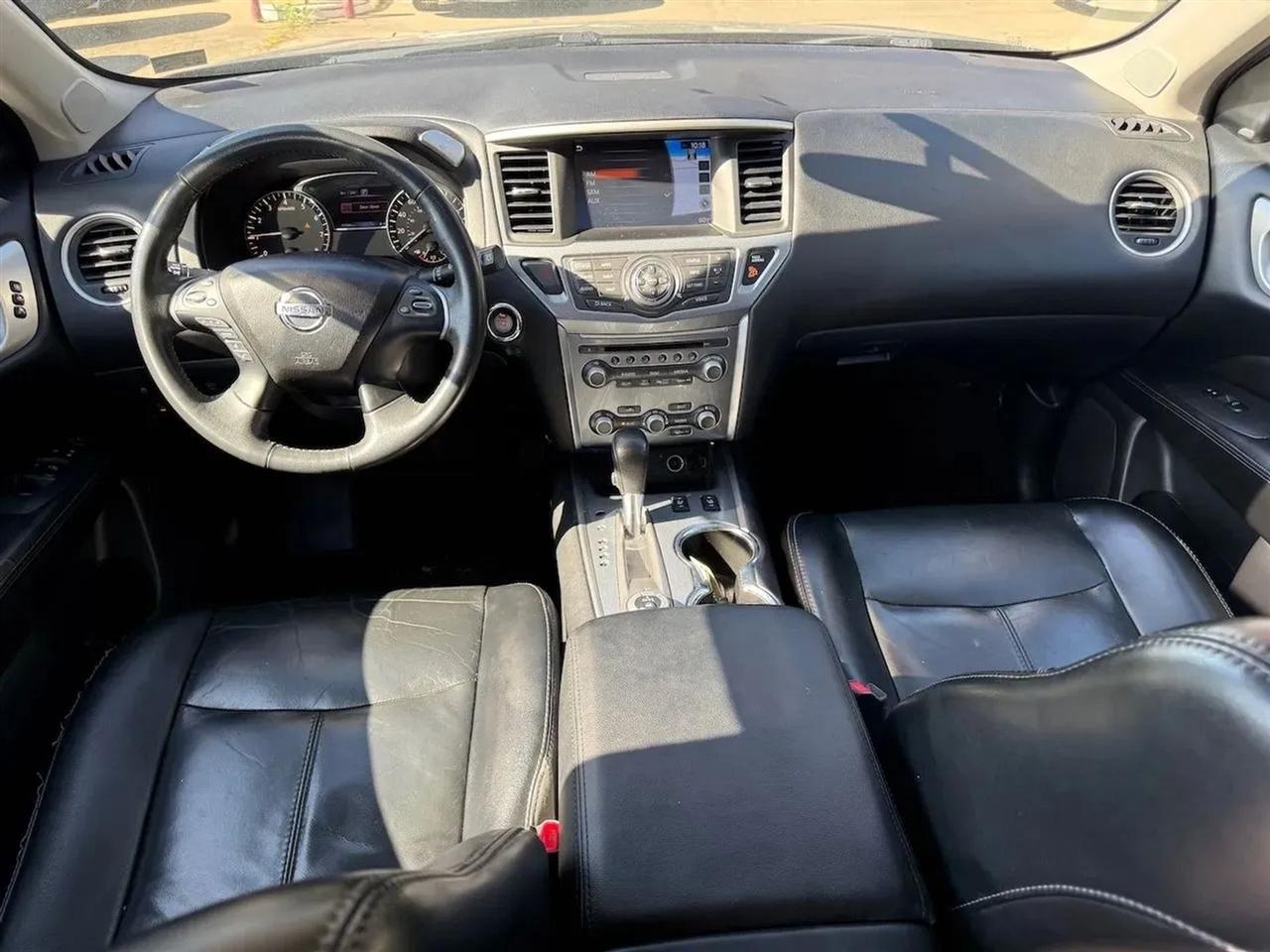 Nissan Pathfinder SL 4WD 2017