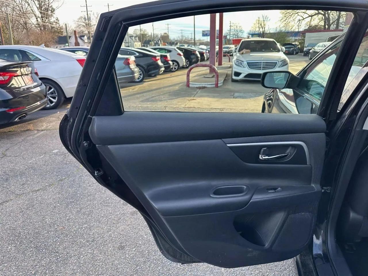 Nissan Altima 2.5 SR 2017