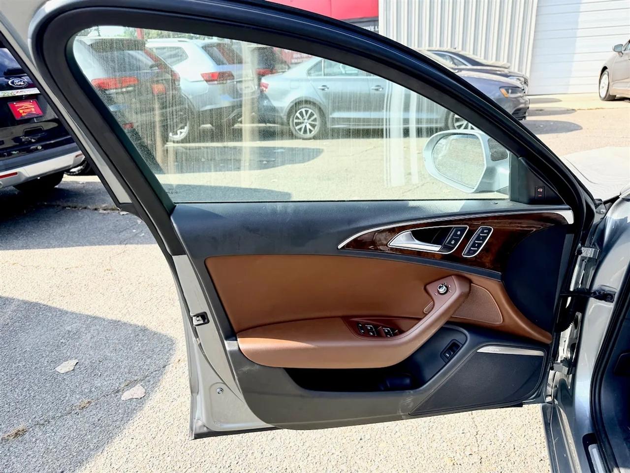 Audi A6 2.0T Premium Sedan FrontTrak Multitronic 2014
