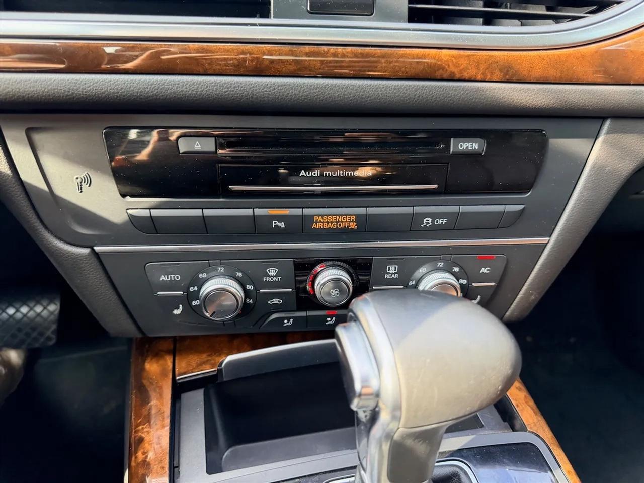 Audi A6 2.0T Premium Sedan FrontTrak Multitronic 2014