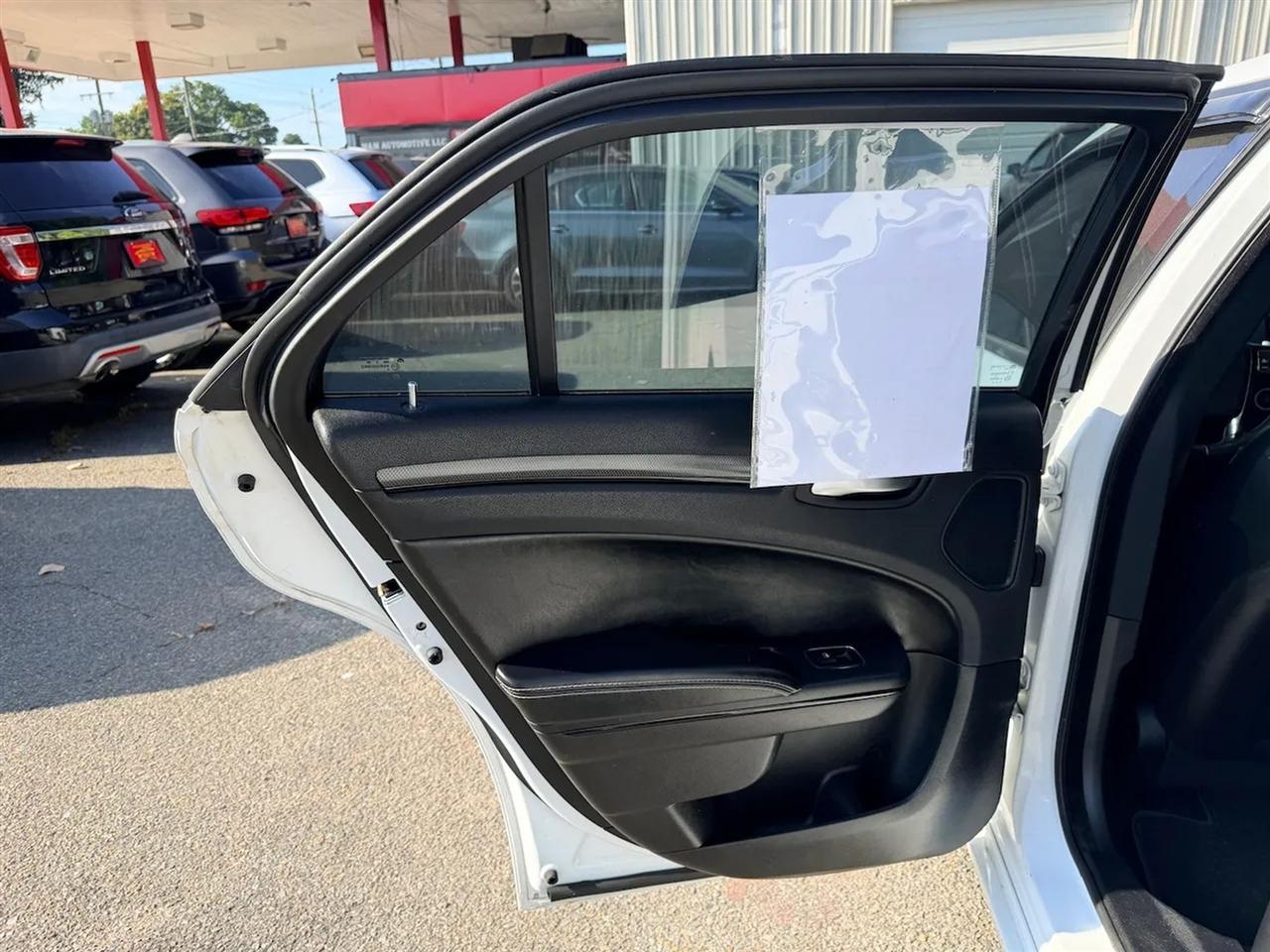 Chrysler 300 S V6 RWD 2014