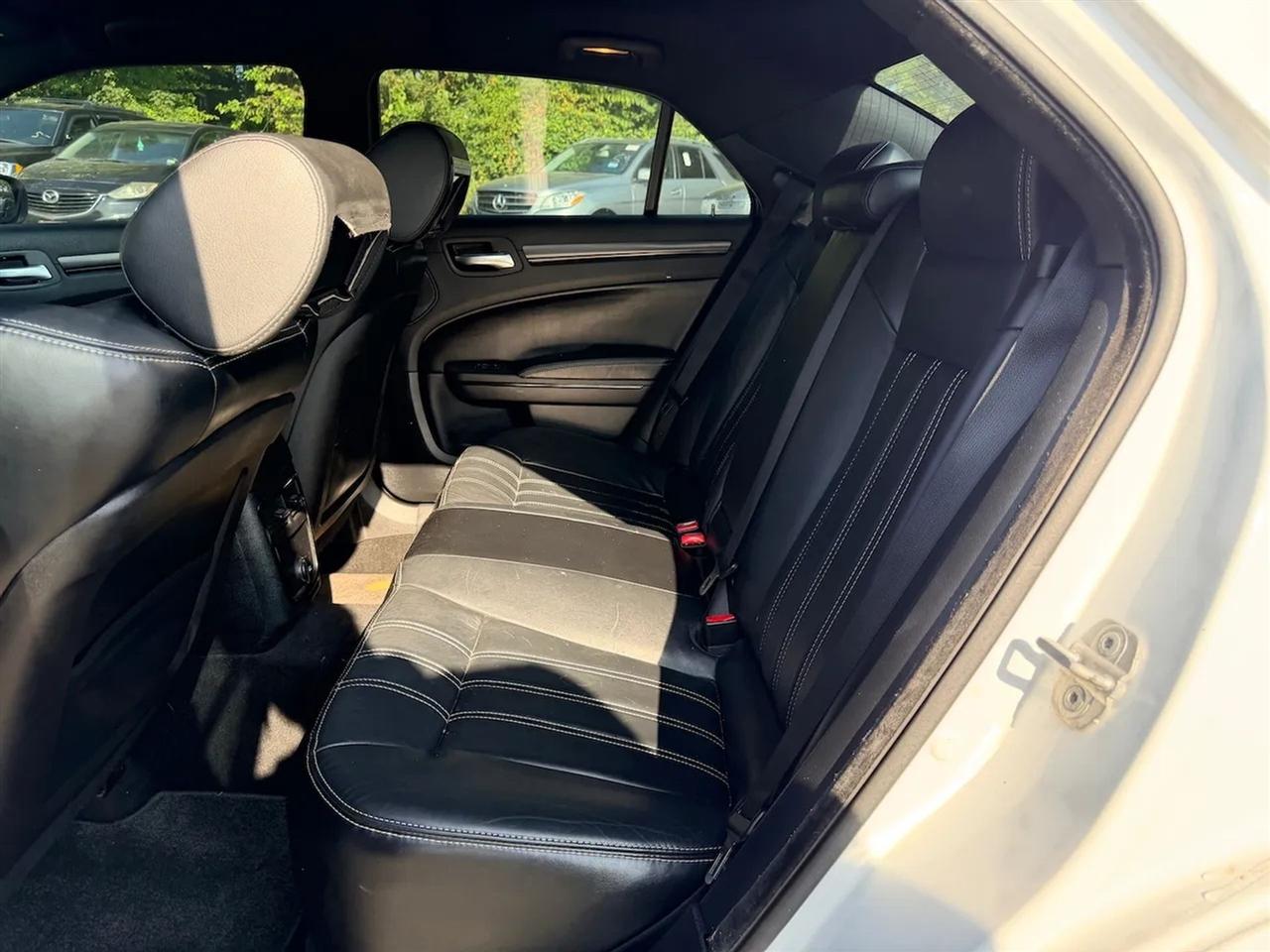 Chrysler 300 S V6 RWD 2014