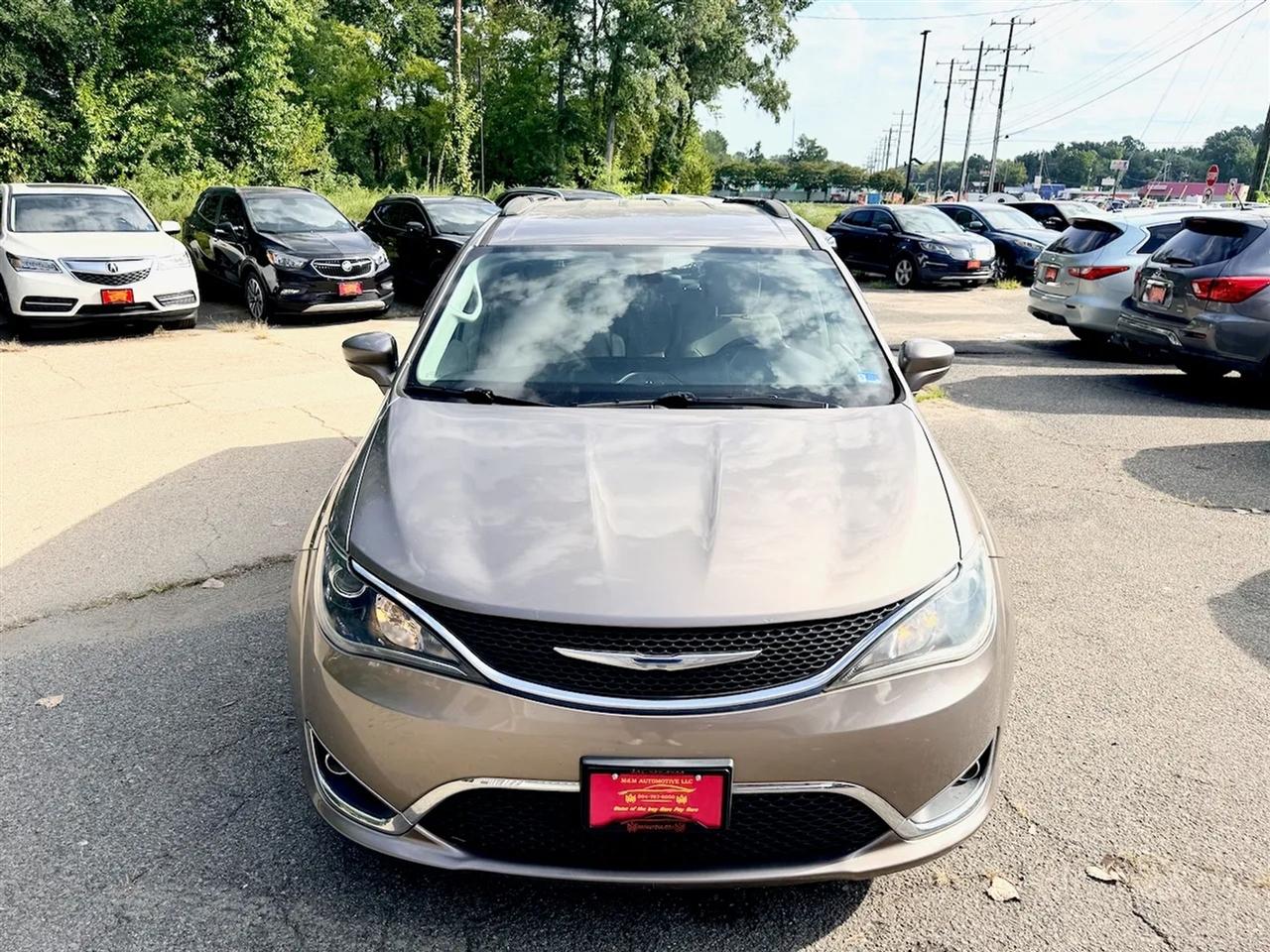 Chrysler Pacifica Touring-L 2017