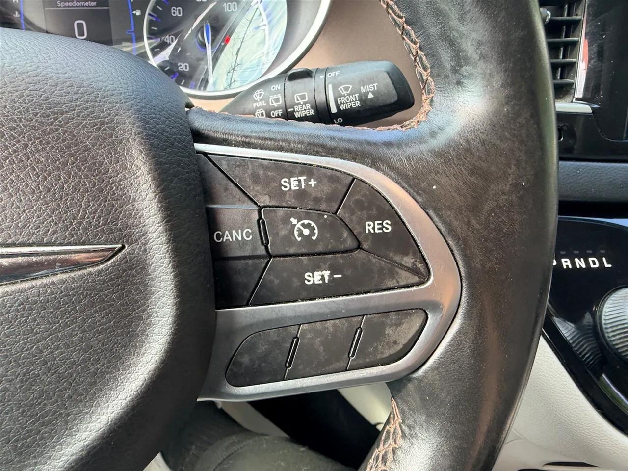 Chrysler Pacifica Touring-L 2017