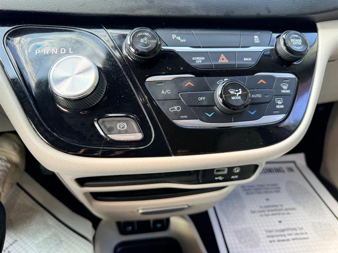 Chrysler Pacifica Touring-L 2017
