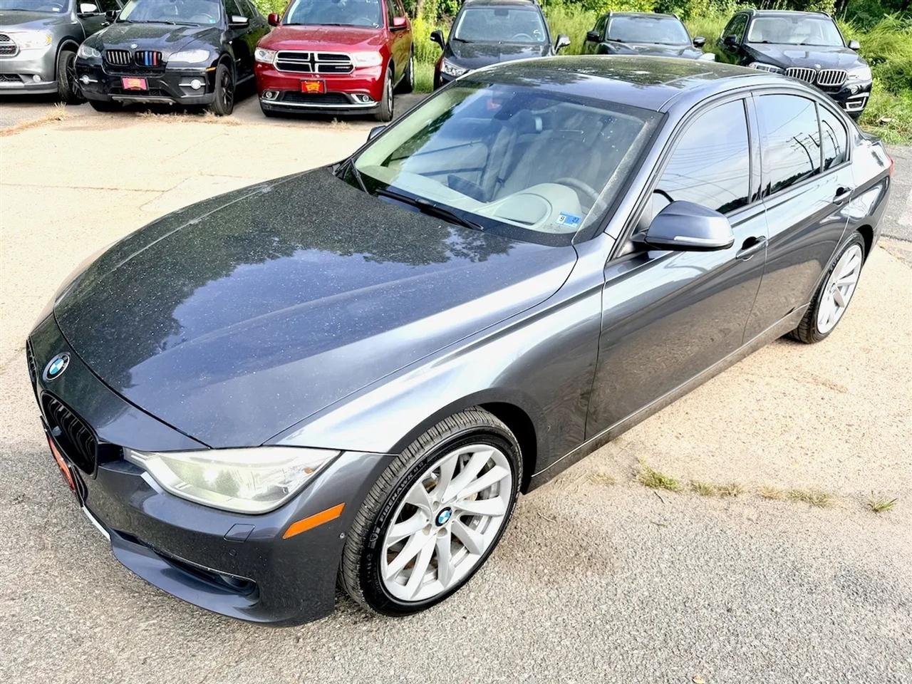 BMW 3-Series 335i xDrive Sedan 2013