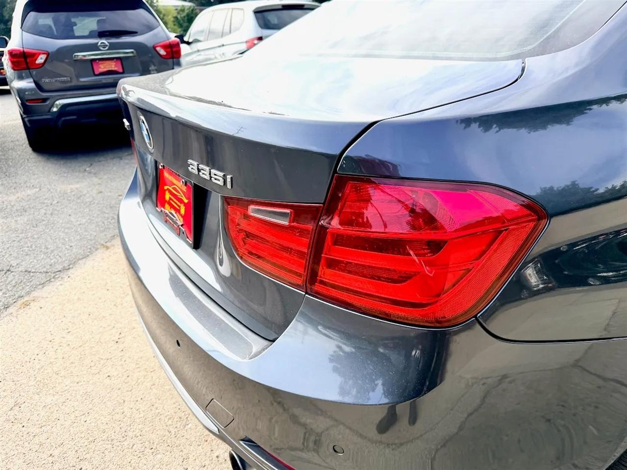 BMW 3-Series 335i xDrive Sedan 2013