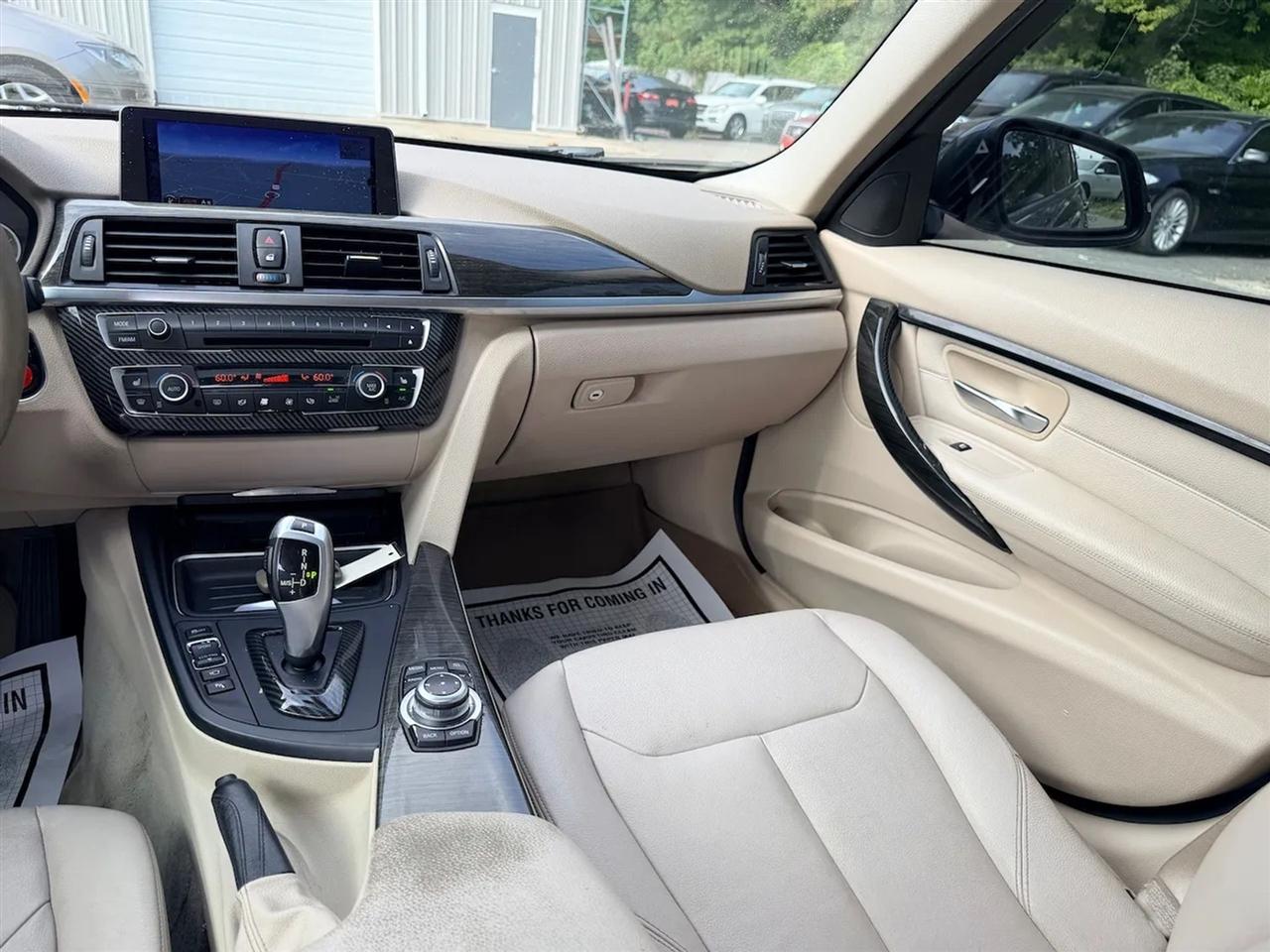 BMW 3-Series 335i xDrive Sedan 2013