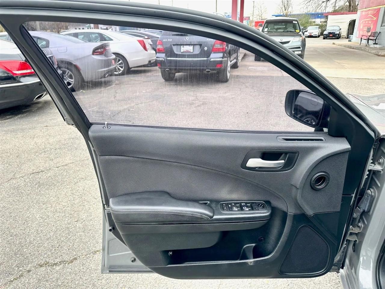 Dodge Charger SXT 2018