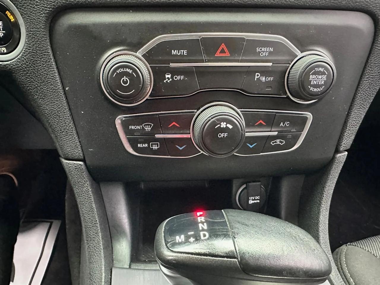 Dodge Charger SXT 2018