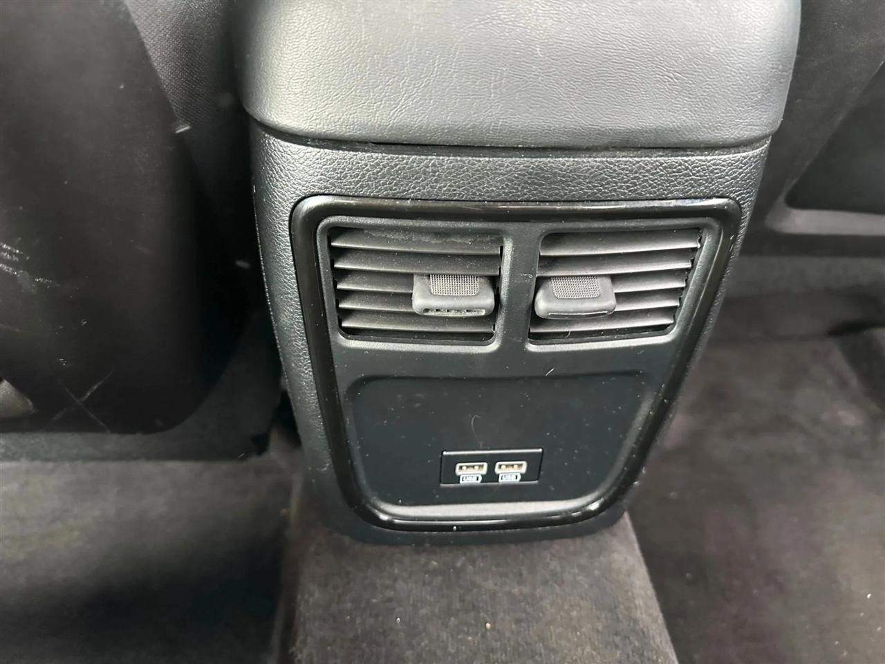 Dodge Charger SXT 2018