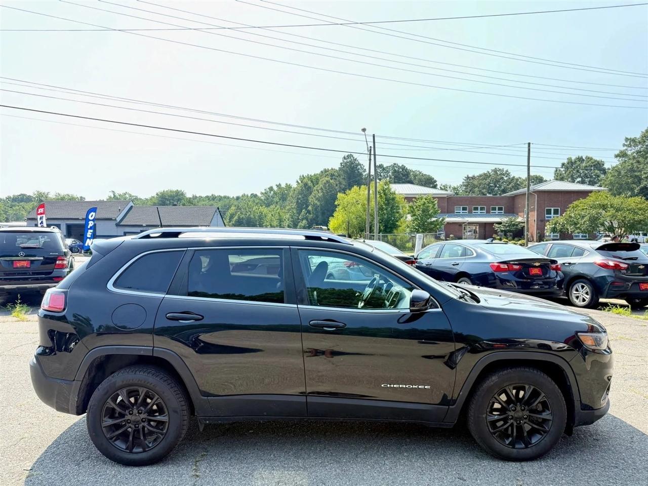 Jeep Cherokee Latitude Plus FWD 2019