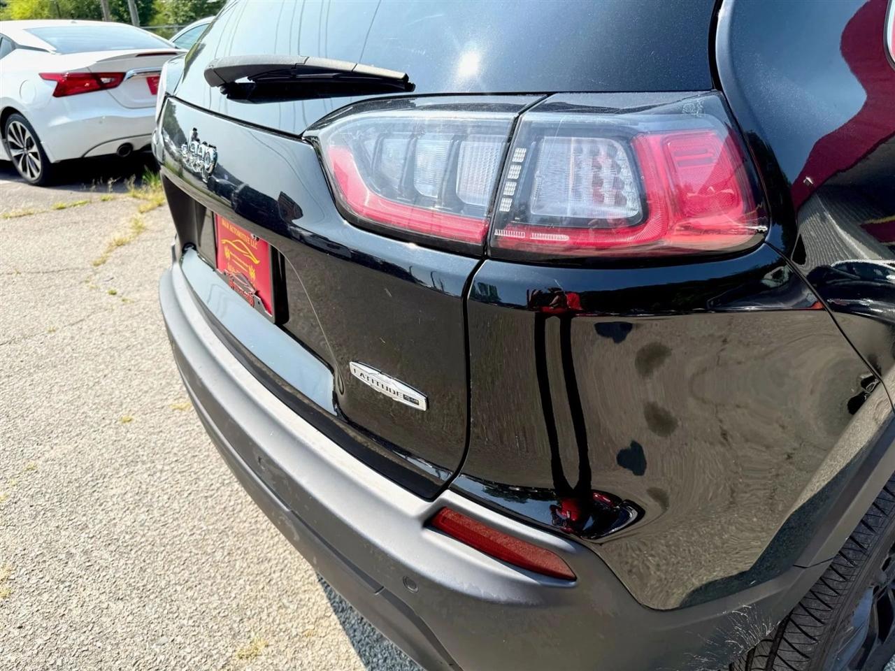 Jeep Cherokee Latitude Plus FWD 2019