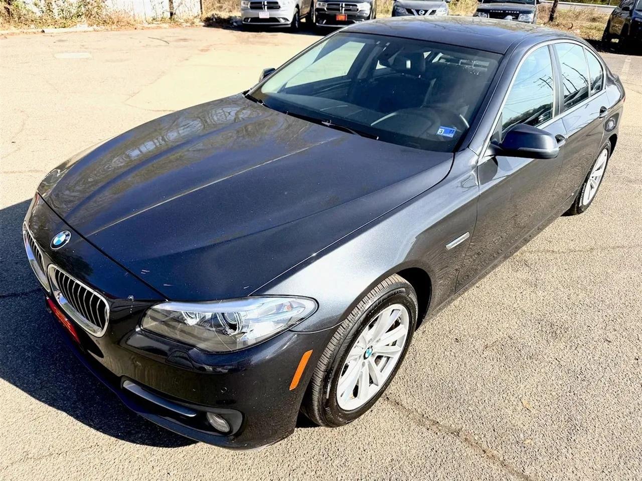 BMW 5-Series 528i xDrive 2015