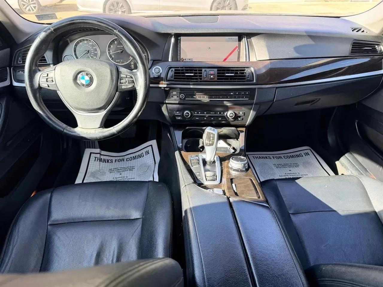 BMW 5-Series 528i xDrive 2015