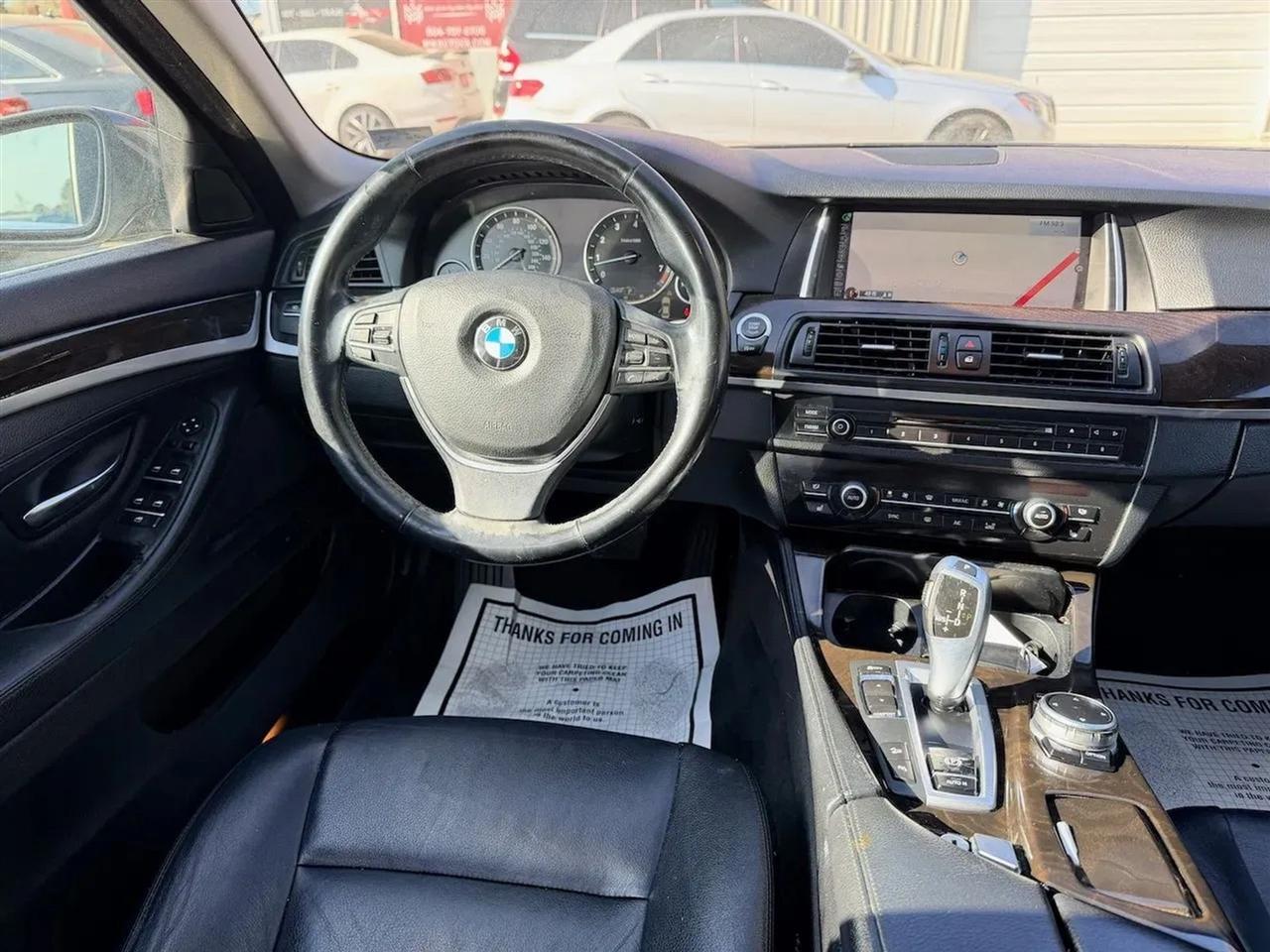 BMW 5-Series 528i xDrive 2015