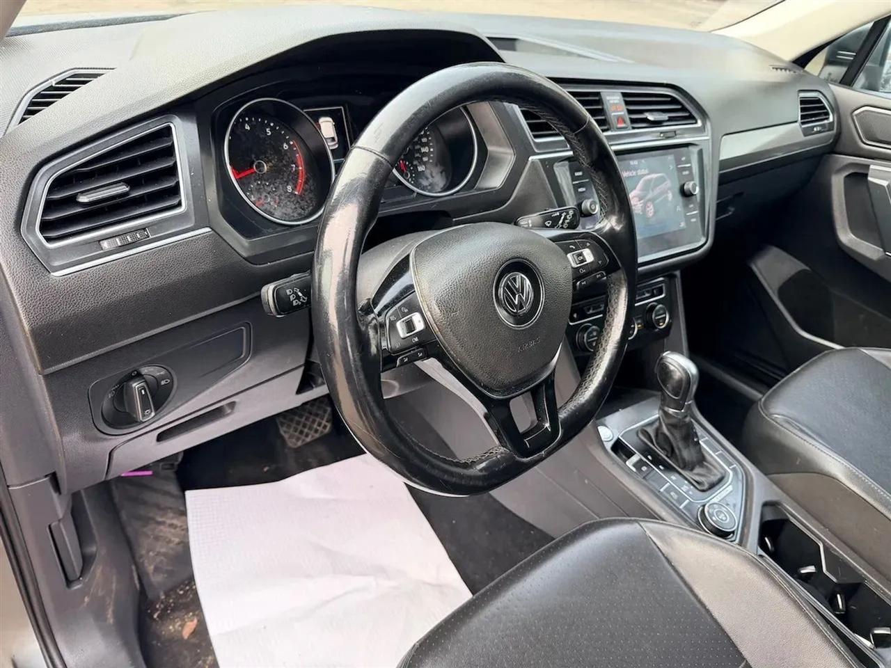 Volkswagen Tiguan SEL 4Motion AWD 2018