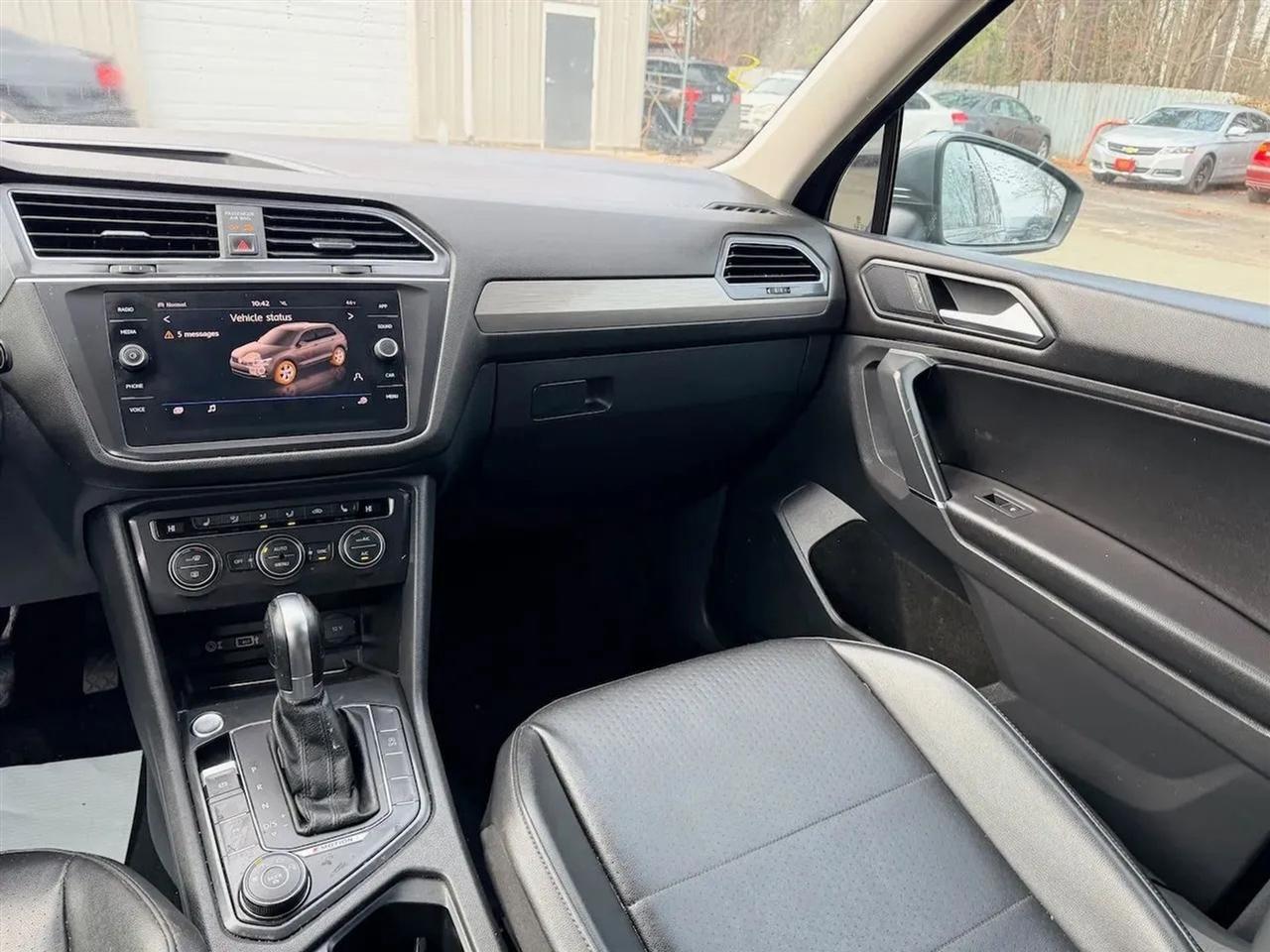 Volkswagen Tiguan SEL 4Motion AWD 2018