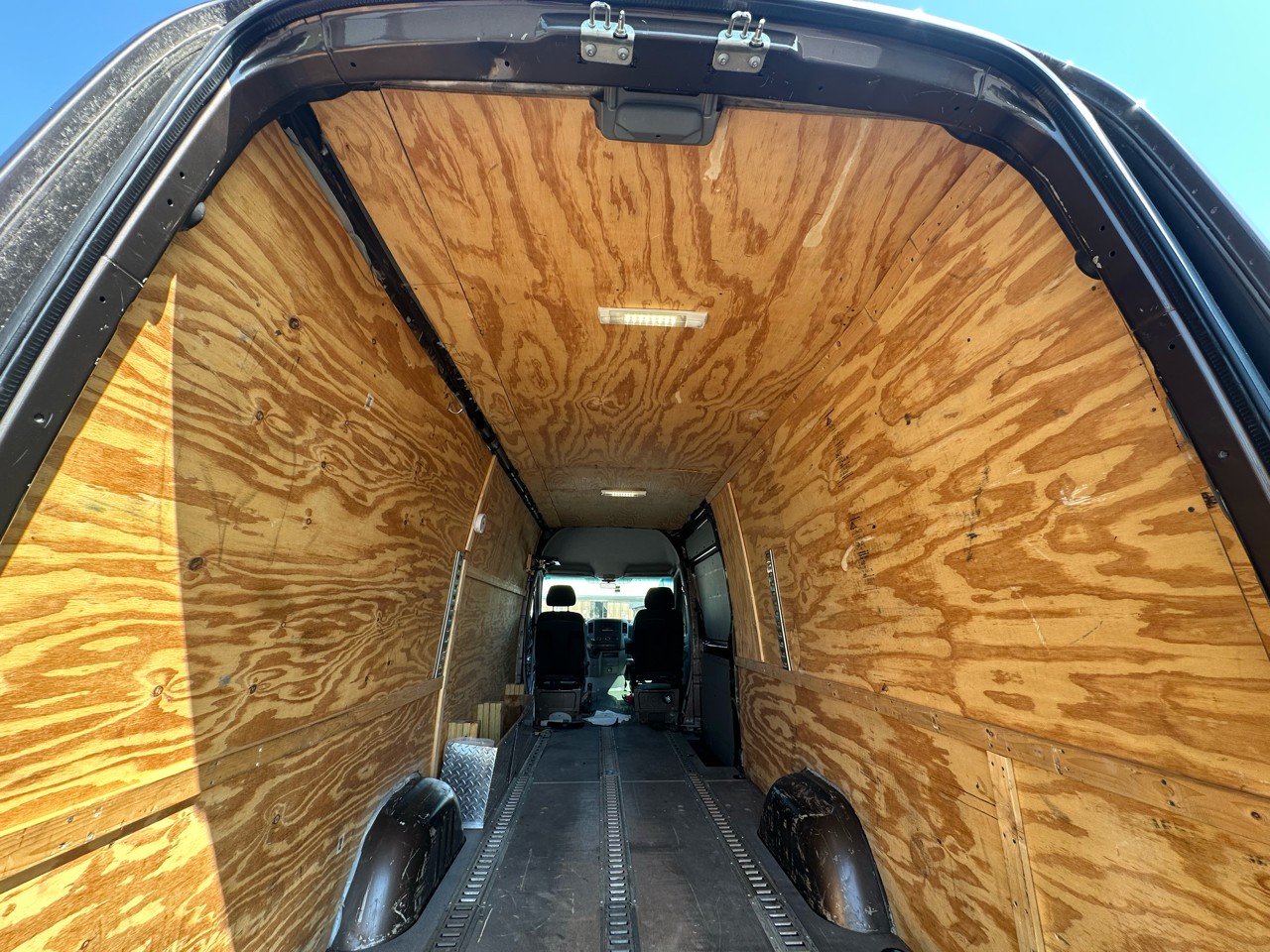 Mercedes-Benz Sprinter 2500 170-in. WB 2016