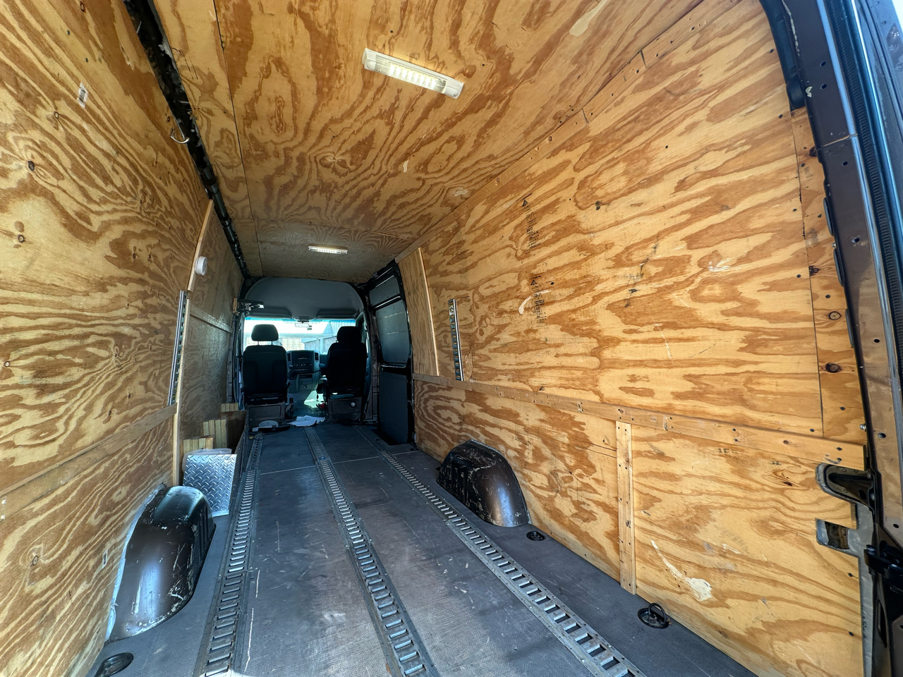 Mercedes-Benz Sprinter 2500 170-in. WB 2016