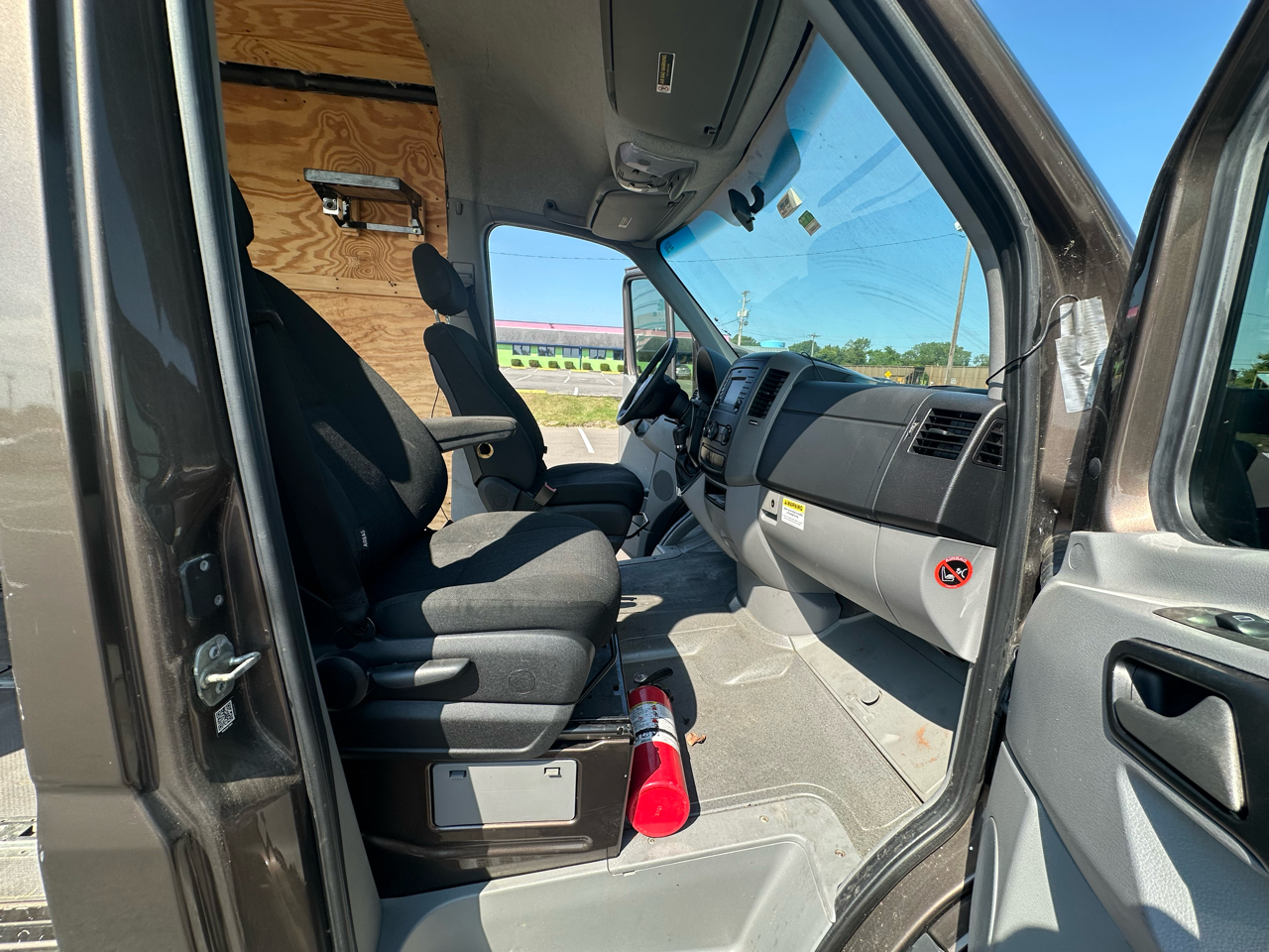 Mercedes-Benz Sprinter 2500 170-in. WB 2016