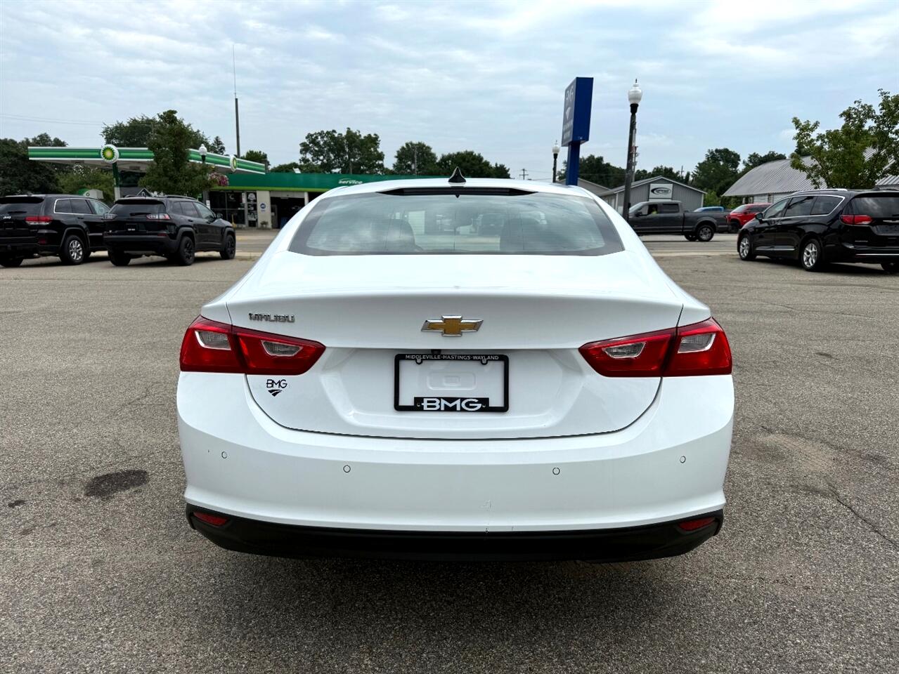 2021 Chevrolet Malibu LS photo 4