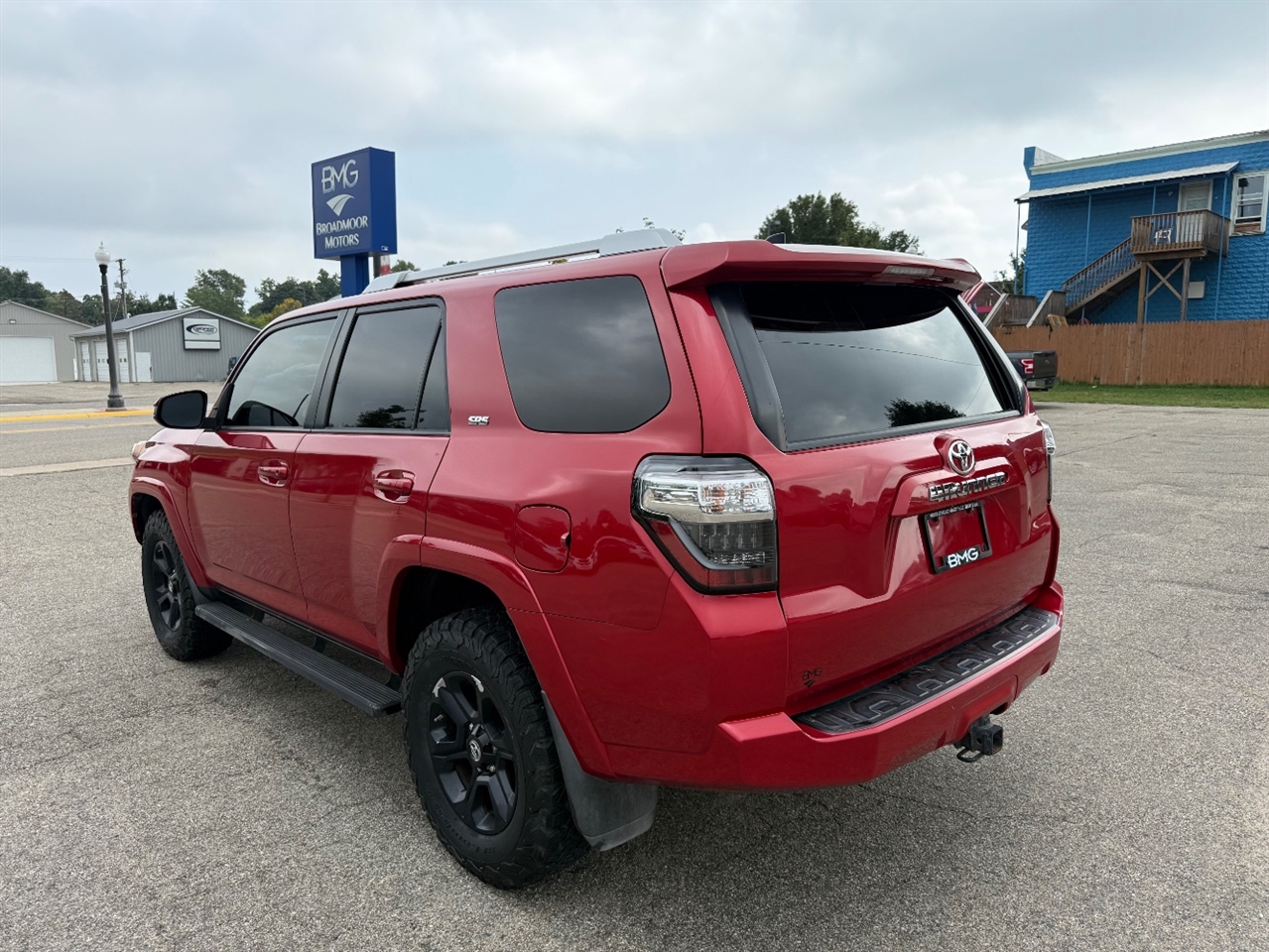 2017 Toyota 4Runner SR5 4WD photo 4