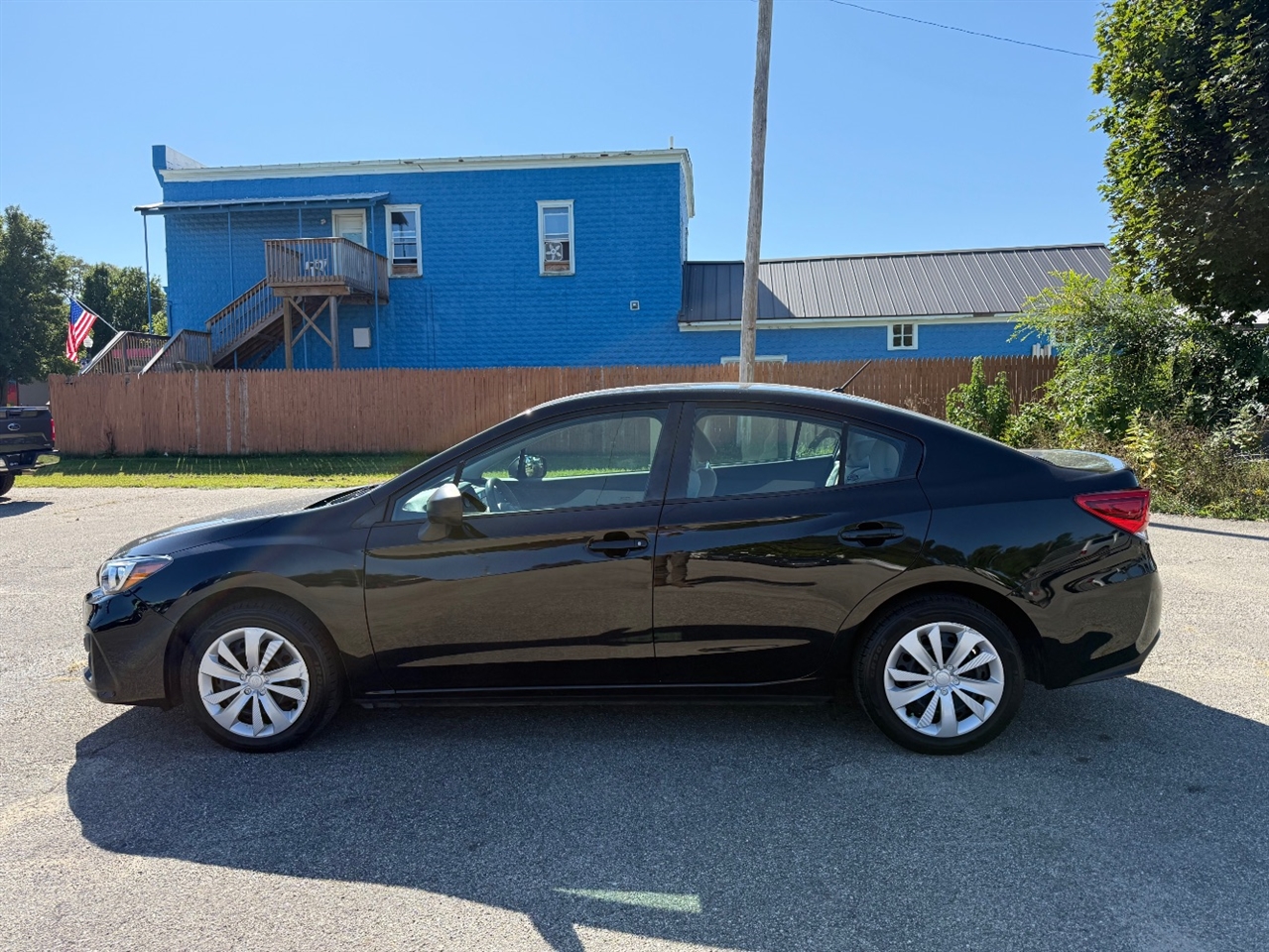 2017 Subaru Impreza 2.0i photo 2
